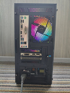 AMD Ryzen 7 2700X 2,7GHz, 16GB RAM, 512GB m.2 SSD+ 1TB SSD (3 foto / 7)