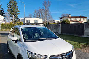 Opel Crossland X (3 foto / 12)