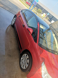 Аренда авто (2 фото из 3)