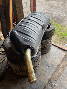 Mercedes W124 auto osad (4 foto / 5)