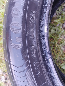 Летние шины R17/55/215 Goodyear Efficient (5 фото из 5)