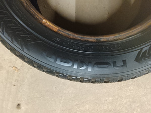Naastrehvid R16/55/225 Nokian (2 foto / 3)