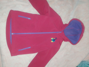 Детская куртка (3 фото из 3)