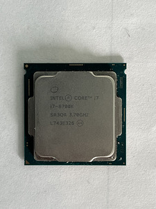 Процессор Intel i7-8700K (CPU) (1 фото из 2)