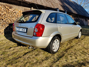 Мазда 323F 1.6 72кВт 2002 бензин (6 фото из 12)