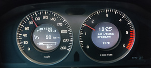 Volvo S80 2.4D 120kW (12 foto / 12)