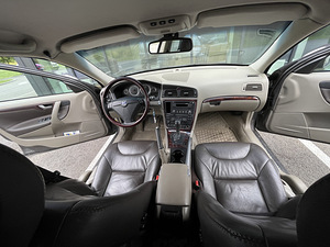 Volvo XC70 2.4 136kW D5 4x4 (7 foto / 14)