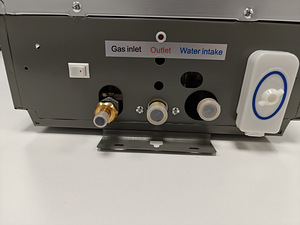 UUS! 8L LPG gaasil töötav veesoojend gaasiboiler välidušš (4 foto / 6)