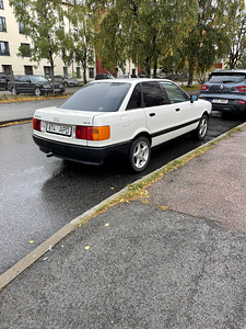 Audi 80 Автомат (2 фото из 4)