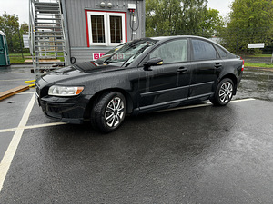 Volvo s40 бензин+газ (продажа/обмен) (3 фото из 8)