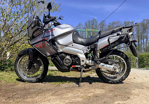 Aprilia Caponord ETV 1000 (мотоцикл) (1 фото из 4)