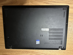 Lenovo X390 (6 foto / 6)