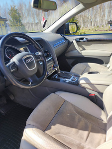 Audi Q7 2010 Facelift Black Edition S-Line 3.0 V6 TDI 176Kw (6 foto / 13)