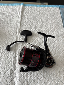 Spinningurullid Daiwa Fuego LT 5000-CXH (2 foto / 5)