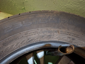 Летние шины Nokian Tyres 225×64 r17 (2 фото из 2)