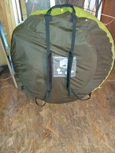 Выстовачная палатка. Quechua Base Seconds 225х225х190 (2 фото из 3)
