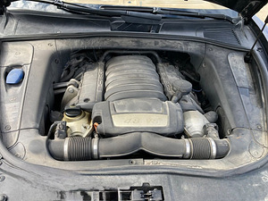 М: Porsche Cayenne 4.8 V8 283 кВт (15 фото из 15)