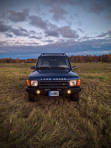Land Rover Discovery 2 (1 фото из 15)