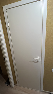 Белая дверь 7x21 (1 фото из 1)