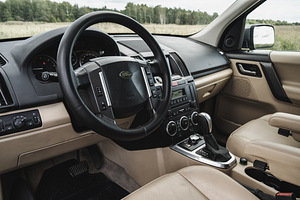Land Rover Freelander (10 foto / 15)