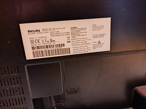Philips widescreen flat TV 37PFL7332/10, USB. (1 foto / 2)