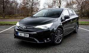 Toyota Avensis 1.8 (1 foto / 15)