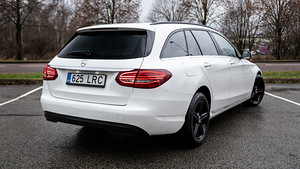 Mercedes Benz C180 Facelift (4 foto / 15)