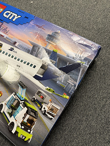 Lego lennuk 60367 LEGO City Reisilennuk (3 foto / 6)