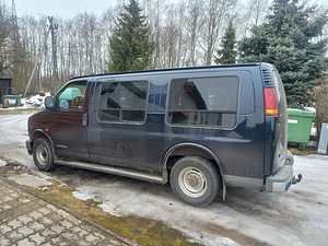 Chevrolet 2500 Van (2 фото из 12)