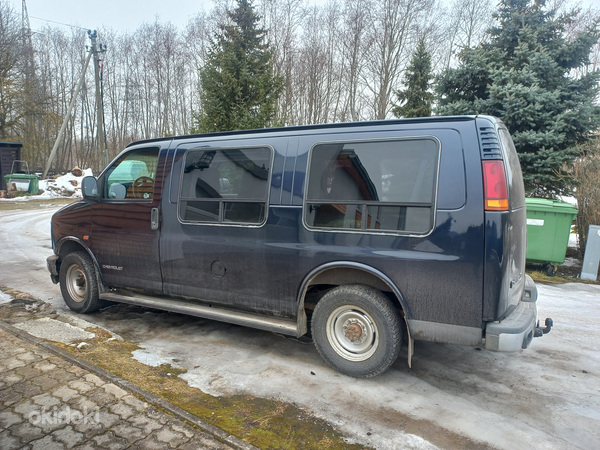 Chevrolet 2500 Van (фото #2)