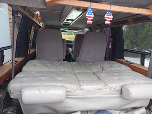 Chevrolet 2500 Van (7 фото из 12)