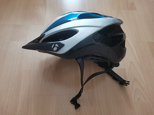 Kiiver Bontrager (4 foto / 4)