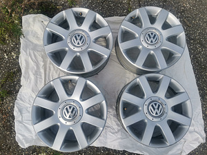VW veljed 16" (1 foto / 5)