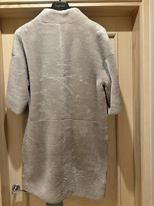 Mouton mantel (2 foto / 4)