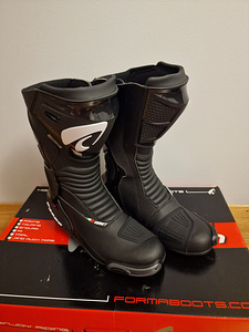 Forma Hornet Dry motosaapad ( 280mm 44-45) (3 foto / 4)