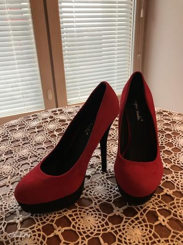 Женские бархатные красно-черные туфли №38 (фото #1)