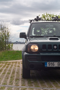 2008 Suzuki Jimny 1.5 63kw diisel roheline (2 foto / 8)