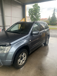 Suzuki Grand Vitaro (3 foto / 9)