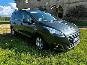 Peugeot 5008 84kw 7koht (5 foto / 12)