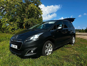 Peugeot 5008 84kw 7koht (6 foto / 12)