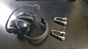 Cardo Packtalk Bold (1 foto / 1)