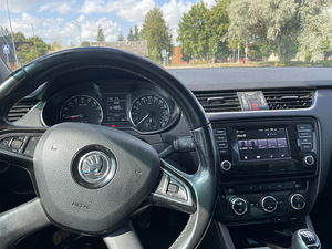 Skoda octavia (7 фото из 7)