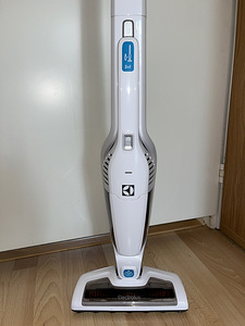 Пылесос Electrolux Ergorapido Classic EERC70IW (2 фото из 3)