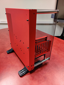 Thermaltake Core P3 TG Red Edition ATX (2 foto / 7)