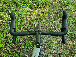 Giant Revolt Advanced 1 gravel ratas (ML / 49 cm raam) (7 foto / 9)