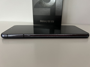 Samsung Galaxy S21 5G 128GB (5 foto / 8)