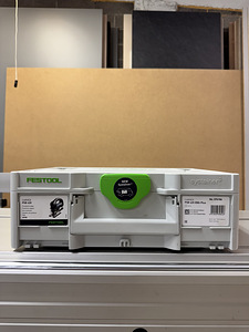 Festool (3 foto / 6)
