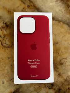 Чехол iPhone 13 pro (1 фото из 1)