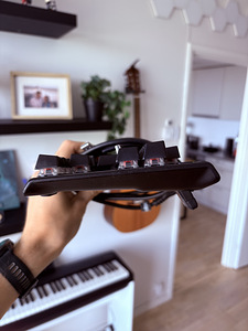 Steelseries Apex Pro TKL mänguriklaviatuur (3 foto / 3)