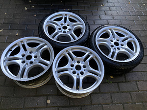 BMW 17" 5x120 valuveljed (1 foto / 3)